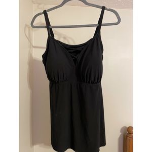 Black Criss-Cross Tankini Top